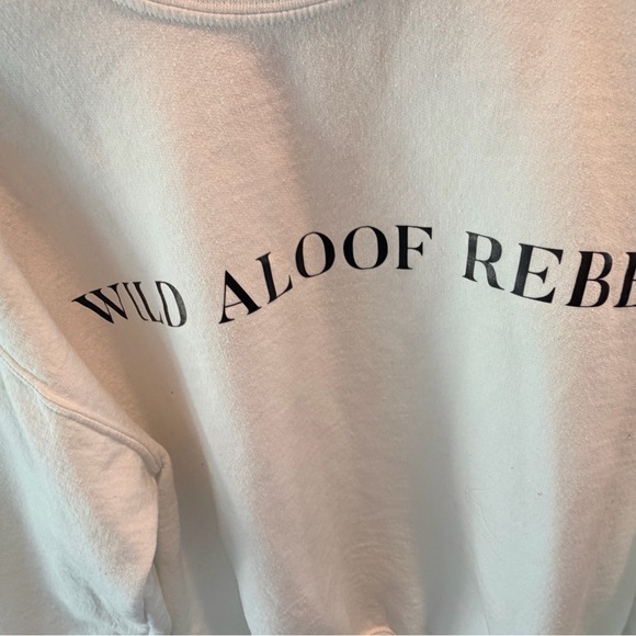 Wild Aloof Rebel Graphic Sweatshirt Large White Crewneck - Picture 2 of 8
